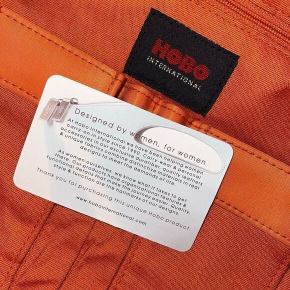 HOBO International Slouch 90s Style Gold Shoulder Bag w/story card Medium - Picture 7 of 11